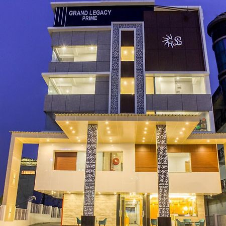 Zip By Spree Hotels Grand Legacy Prime เดห์ราดุน ภายนอก รูปภาพ