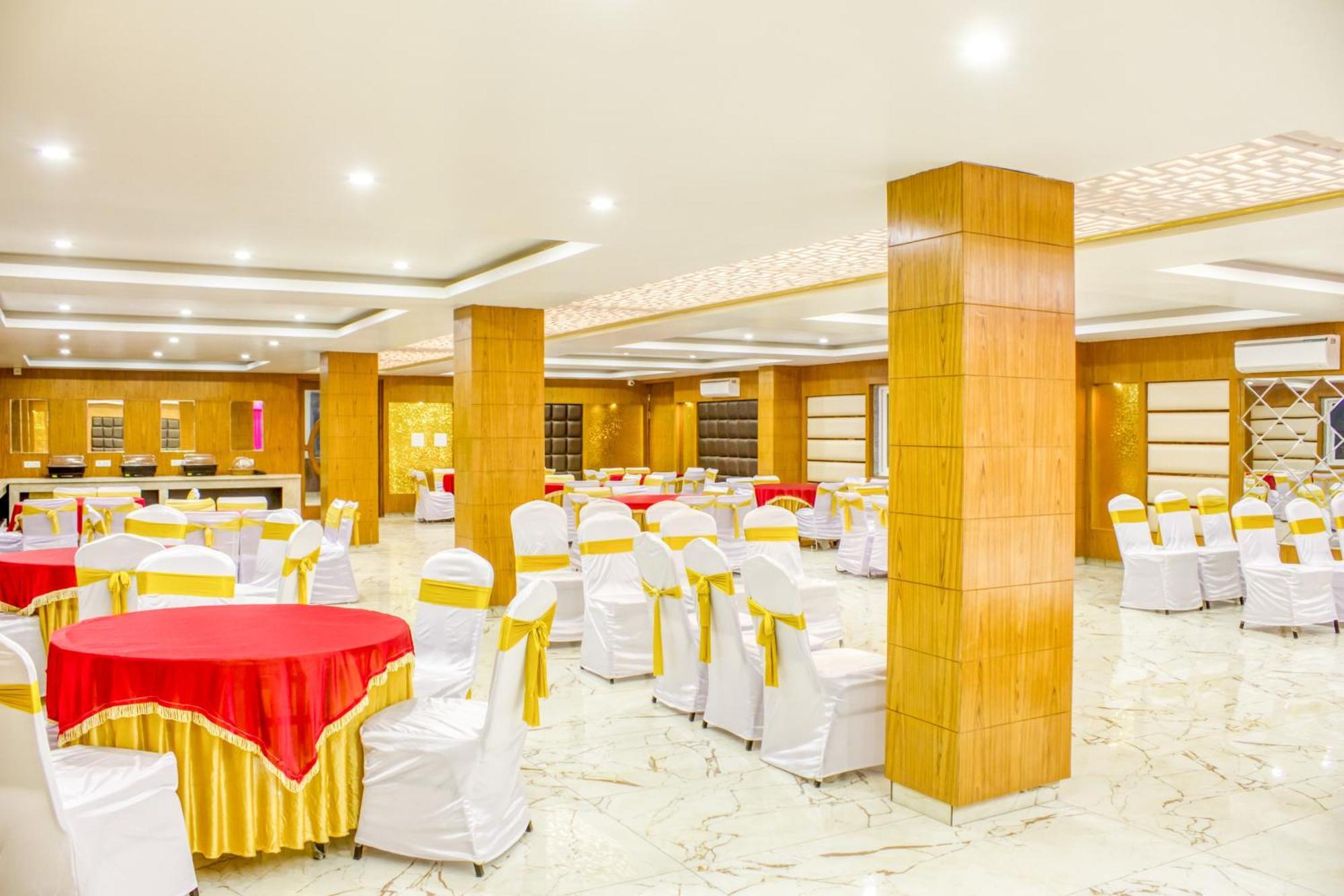 Zip By Spree Hotels Grand Legacy Prime เดห์ราดุน ภายนอก รูปภาพ