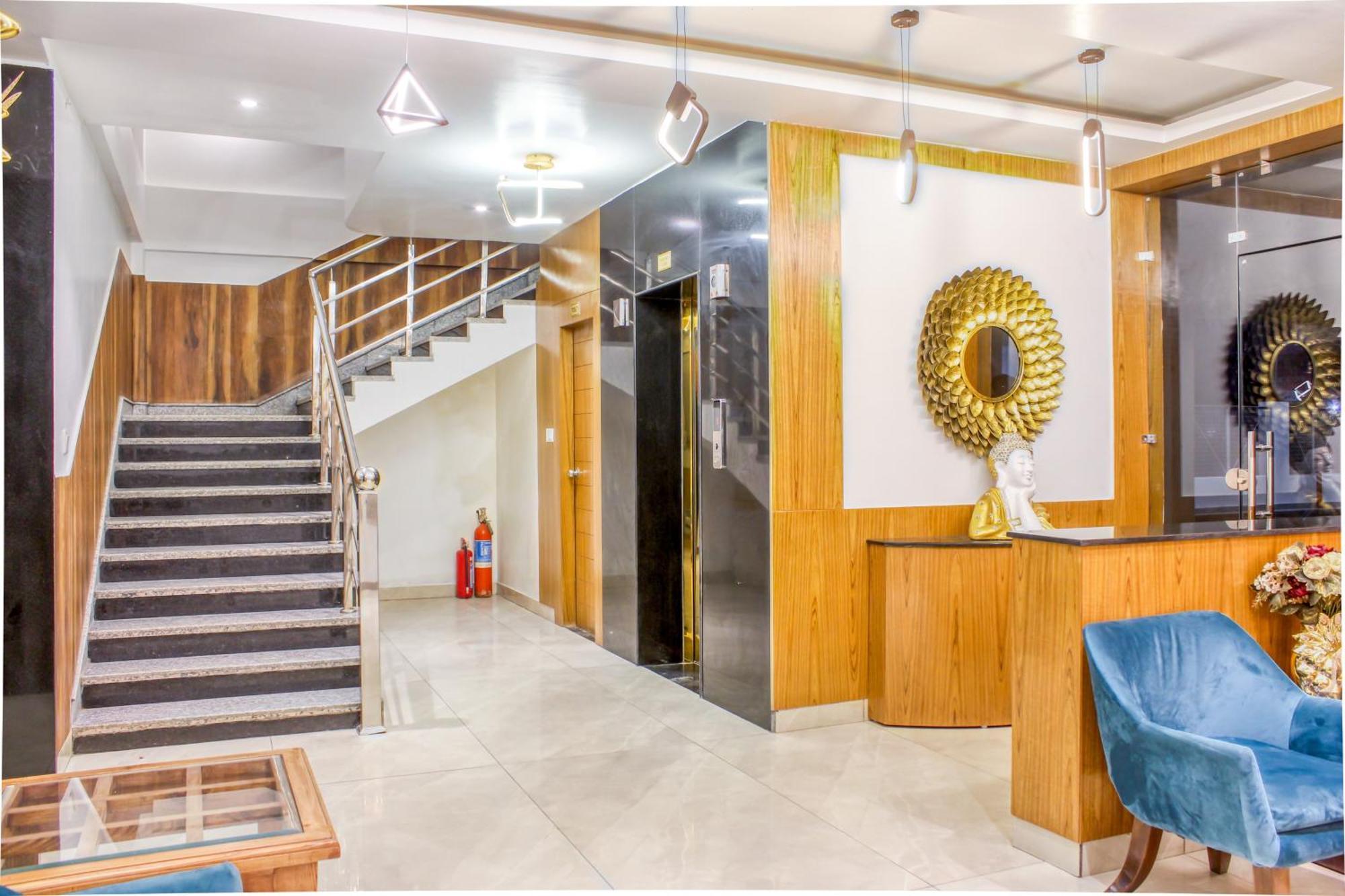 Zip By Spree Hotels Grand Legacy Prime เดห์ราดุน ภายนอก รูปภาพ