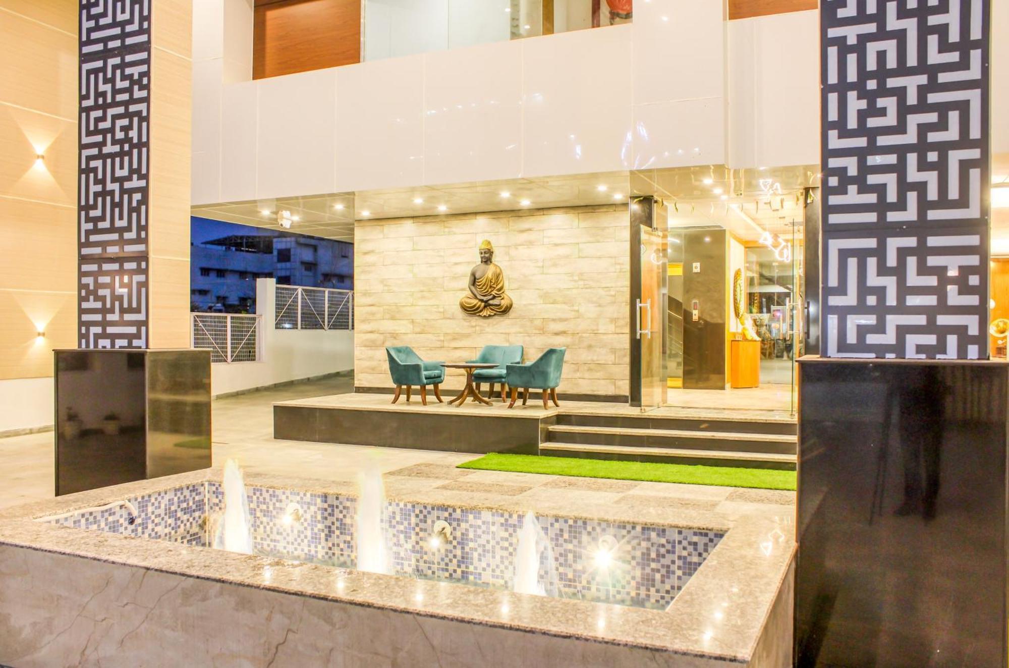 Zip By Spree Hotels Grand Legacy Prime เดห์ราดุน ภายนอก รูปภาพ