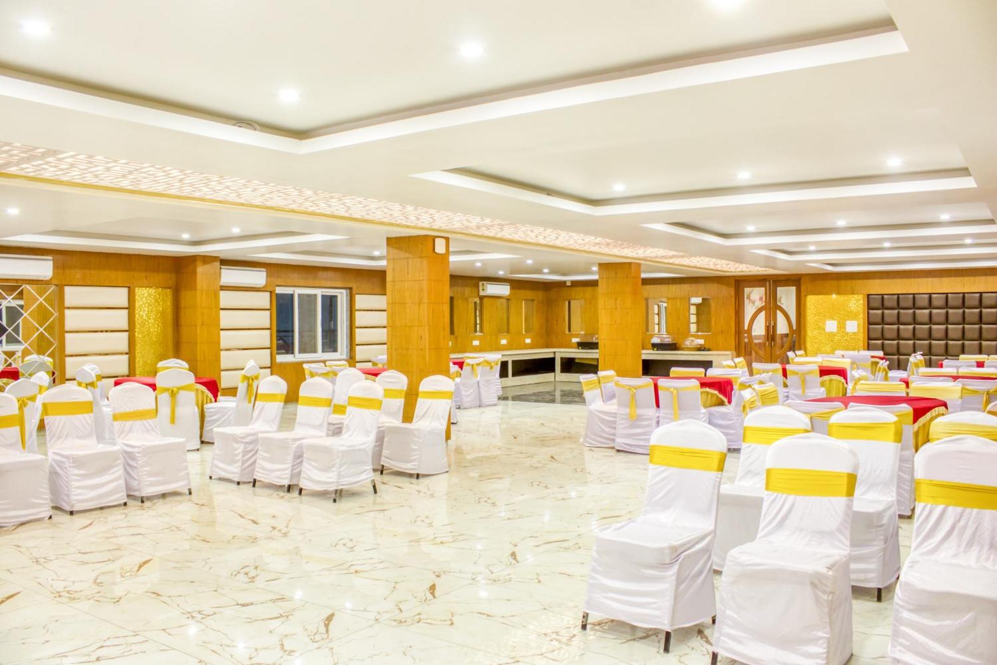Zip By Spree Hotels Grand Legacy Prime เดห์ราดุน ภายนอก รูปภาพ