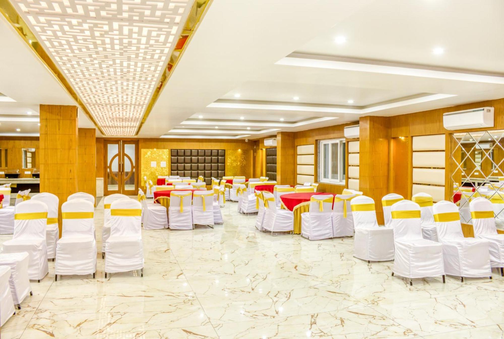 Zip By Spree Hotels Grand Legacy Prime เดห์ราดุน ภายนอก รูปภาพ